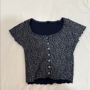 Brandy Melville Navy and White Baby Tee
